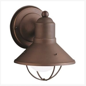 Seaside™ Outdoor Wall Light 
1-Light 
Metal Shade 
Size:6" W x 7.5" H